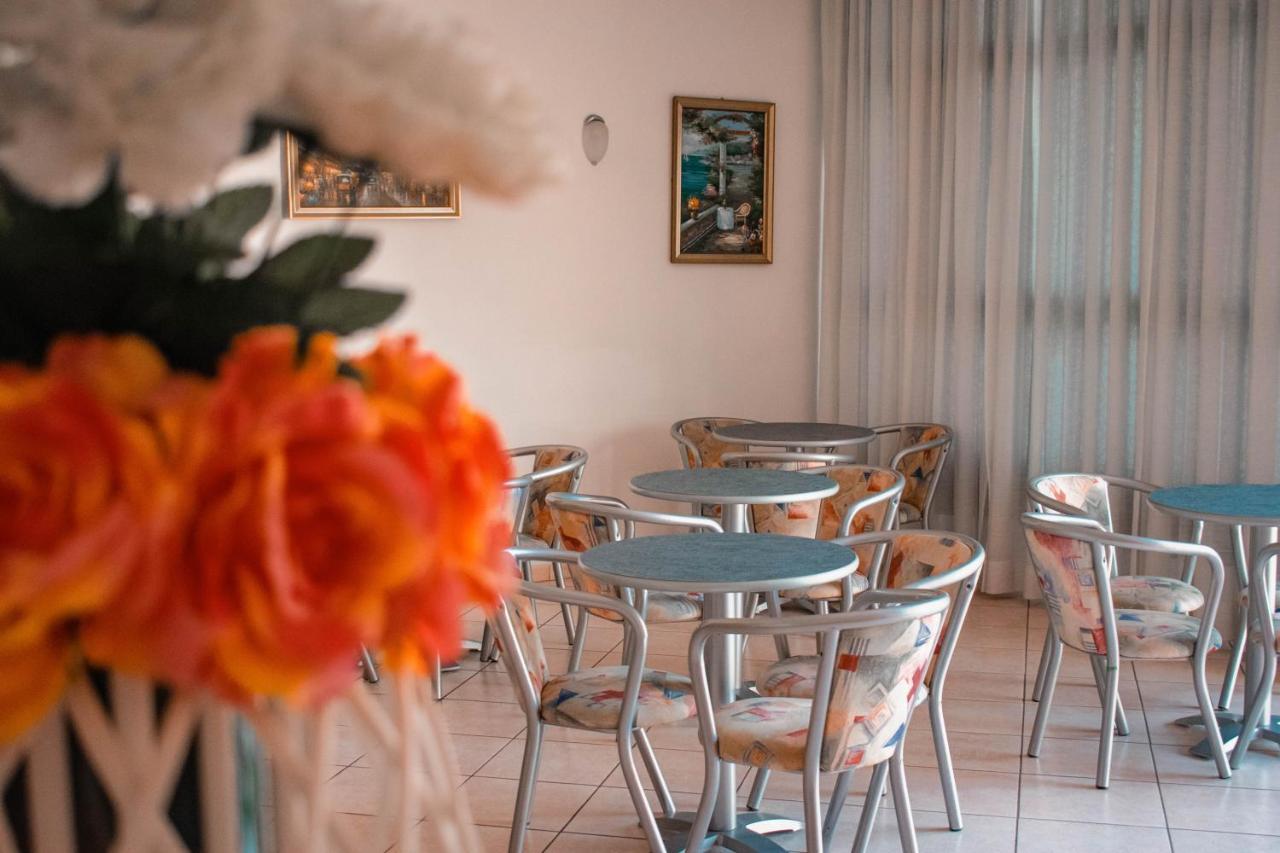 Lalla Hotel 3*